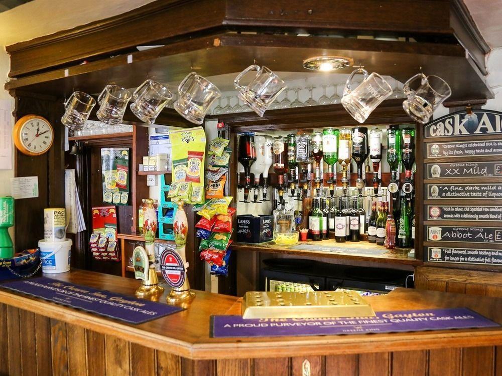The Crown Inn Gayton  Kültér fotó